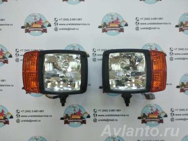 Фара основного освещения UDS-009 JCB, Case, John Deere, Komatsu Нижнее ...