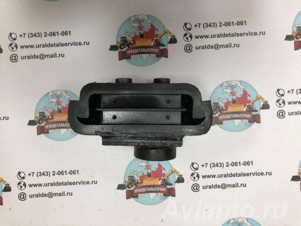 Подушка двигателя задняя 4628977 4628983